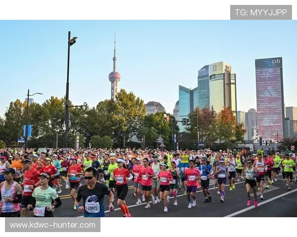 杭州滑板队在马拉松大满贯积分榜中以61分稳居第一名