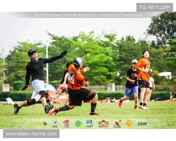 深圳飞盘队的耐力挑战与训练探索聚焦飞盘运动的魅力与发展